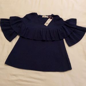 Ribbed ruffle sweater, navy with 3/4 length sleeves.
